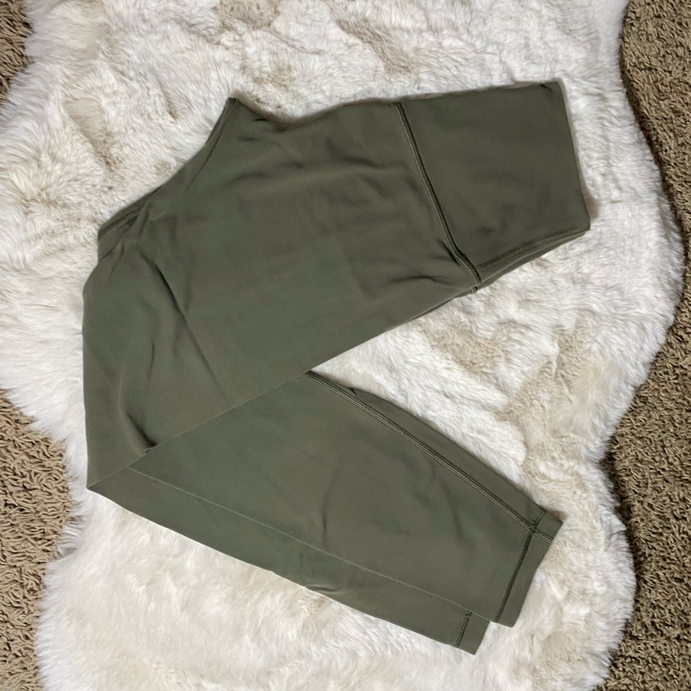 Lululemon aligns